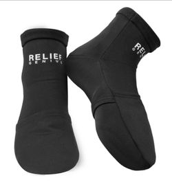 Relief Genius Cold Therapy Socks with Reusable Gel ice Packs Black S/M/LSize