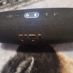 JBL CHARGE 5