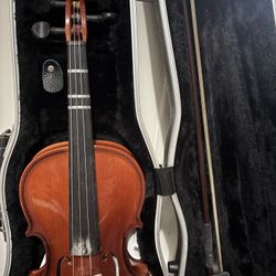 Student Violin with Bow and Hard Case