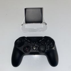 Gamesir Turantula Pro Controller + Charging Dock - Missing One Thumbstick