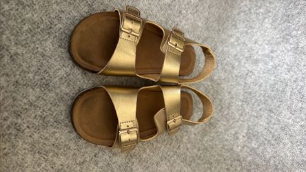 Size 12 kids / toddler gold sandals