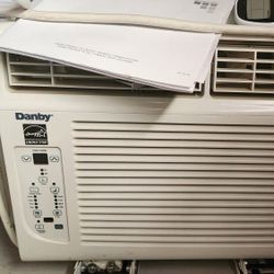 Air Conditioner 8000 BTU
