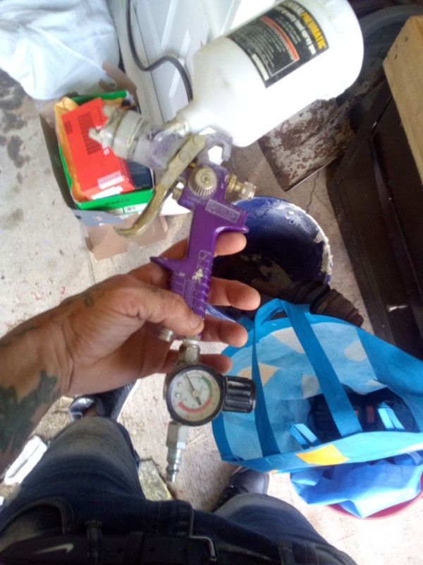 Air Compressor And Paint Spray Gun