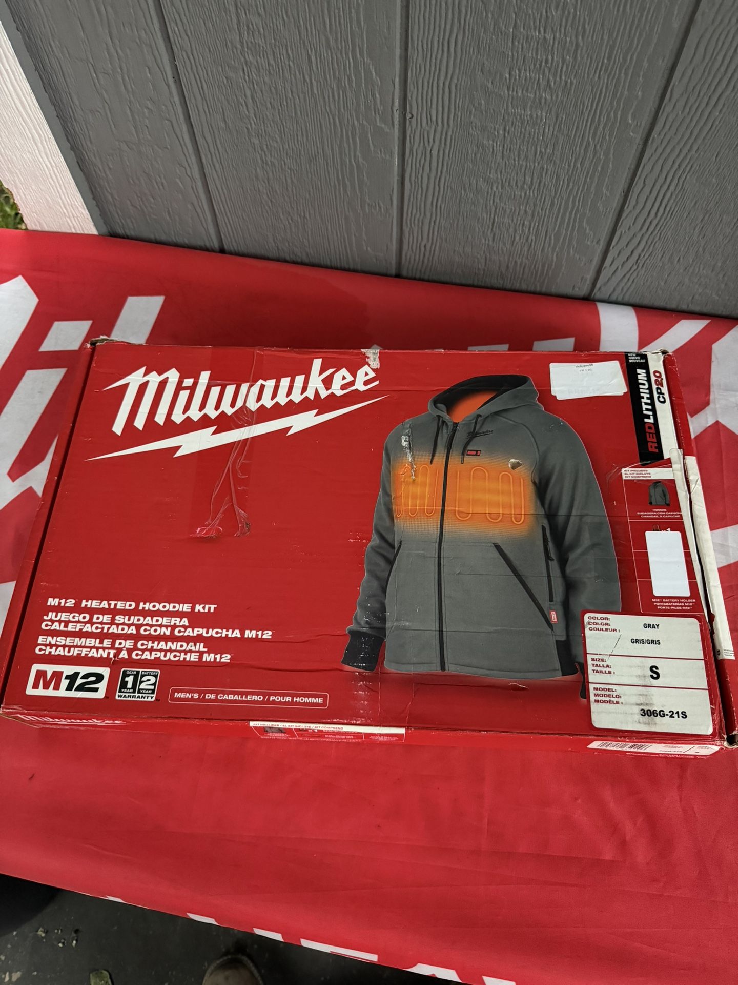 Milwaukee M12 Small Long Sleeve Men's Full-Zip Heated Hood