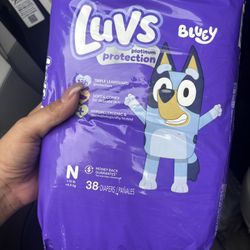 Nb Luvs Diapers 