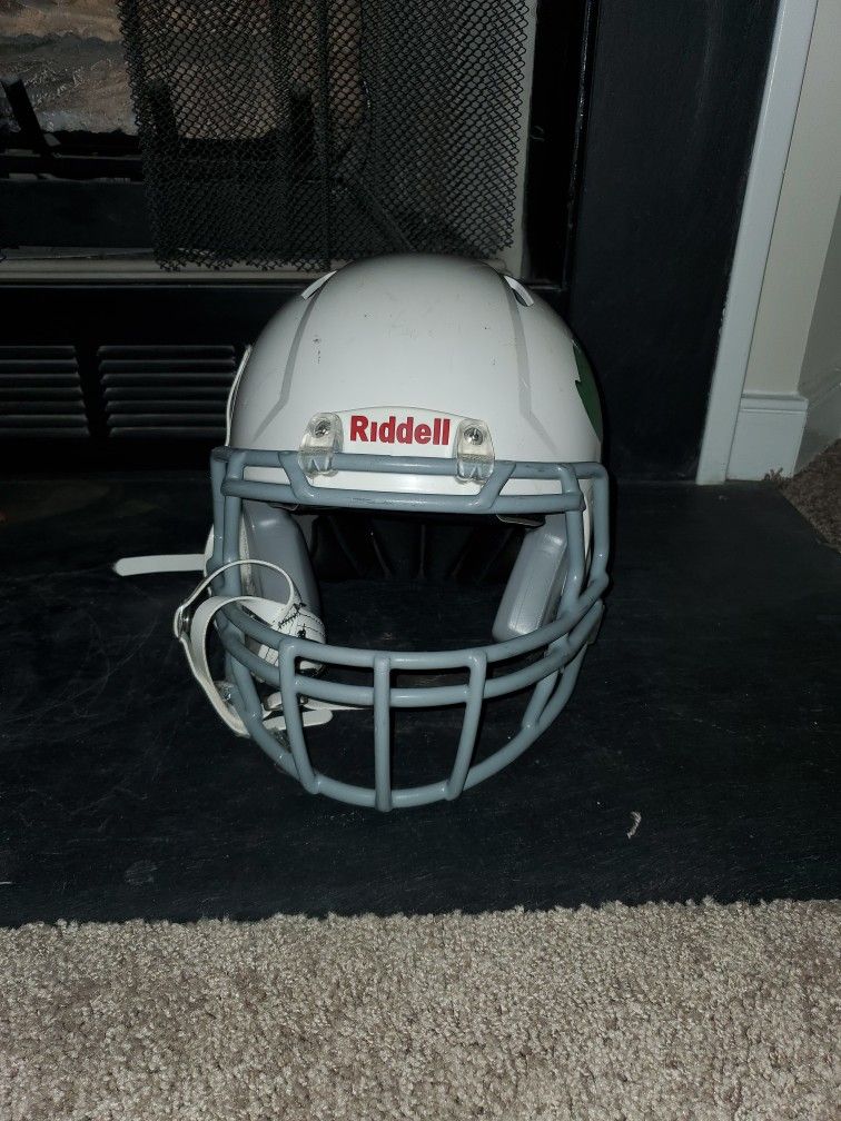 Riddell Victor Football Helmet size Small Medium Used