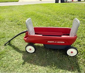 Radio Flyer Pathfinder Wagon – 2-Seater with Fold-Down Seats & Seatbelts