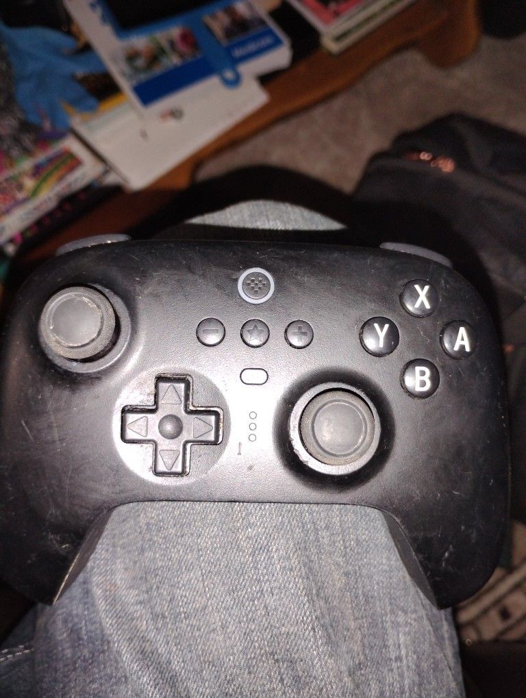 8Bitdo 2.4 Gig Ultimate Controller