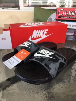 Nike Benassi Camo Slides sz 11