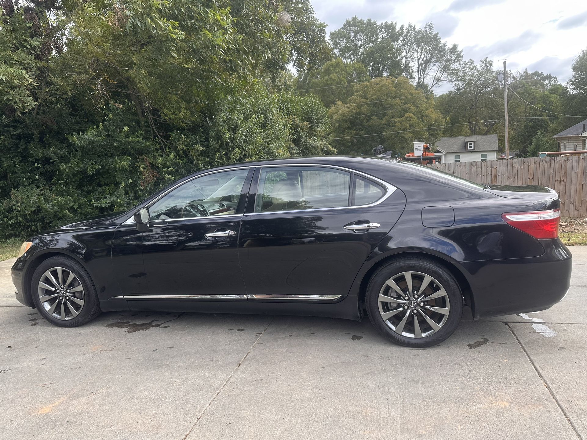 2007 Lexus LS