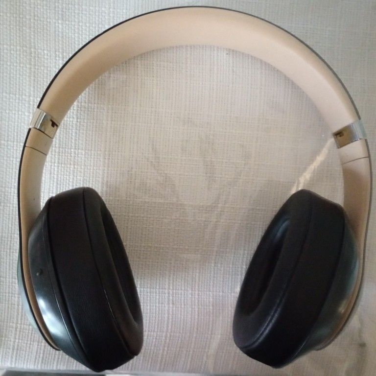 Beats Studio 3