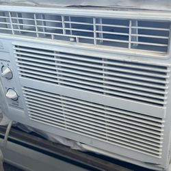 Small Air Conditioner 