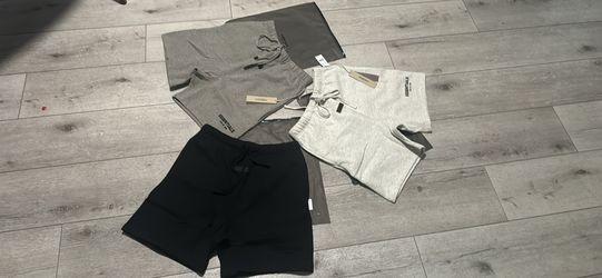 Essentiall shorts all sizes