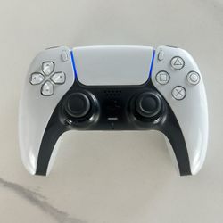 PS5 DualSense Wireless Controller – White – Cleaned & Tested – No Issues