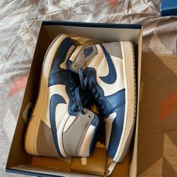 Jordan 1 True Blue 