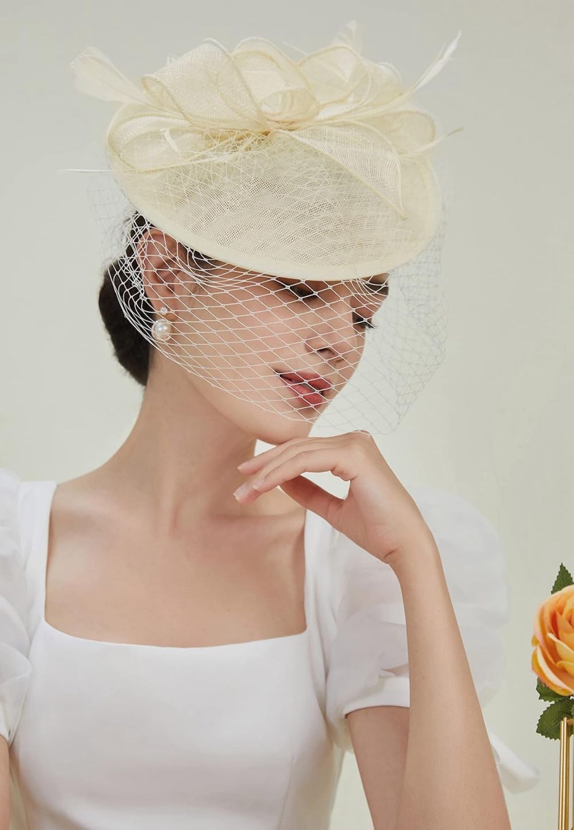 BABEYOND Women's Pillbox Fascinator Hat Kentucky Feather Derby Tea Party Headpiece with Veil for Cocktail Costume