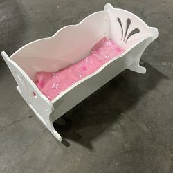 Melissa & Doug Mine to Love Wooden Play Cradle for Dolls, Stuffed Animals - White