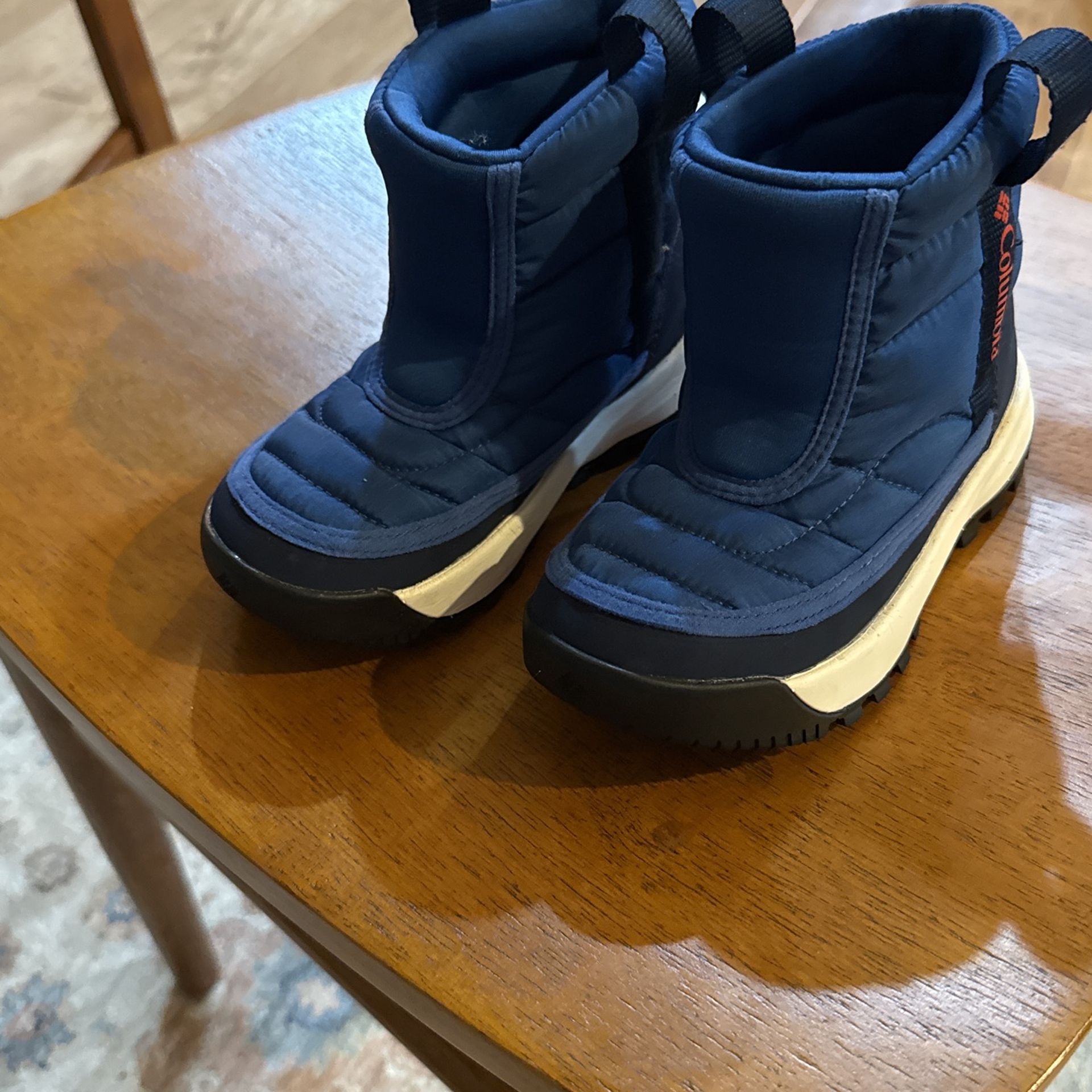 Columbia Boys Boots Size 12