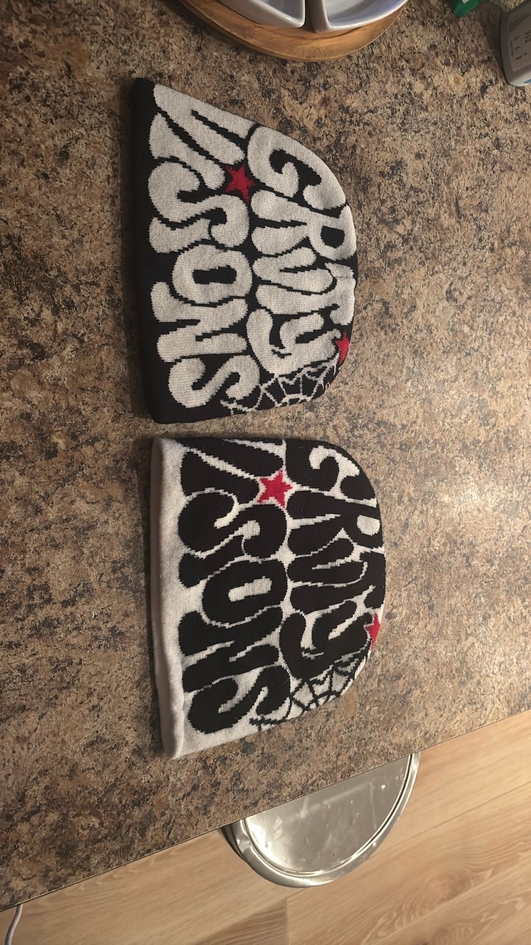 Gravity Visions Double Set Small Beanies