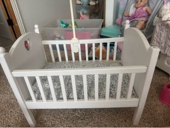 American Girl  Bitty Baby baby doll crib