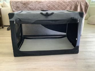 STOW & GO PORTABLE CANVAS DOG CRATE (USED)