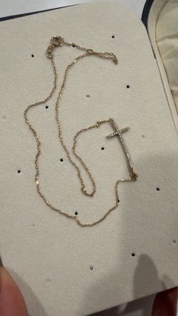 Cadena con cruz oro 10k