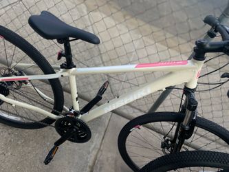 Nishiki Women's 700c Pagosa Sport Hybrid Bike