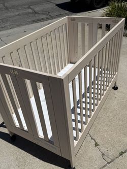 Babyletto Full Size Folding Crib