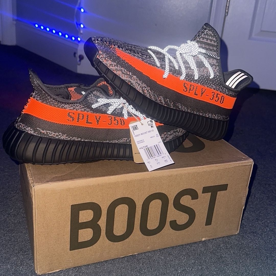 Yeezy 350 Carbon Beluga