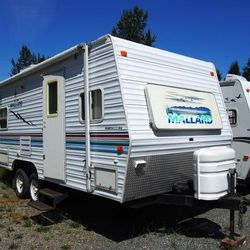 2001 Mallard 19 ft