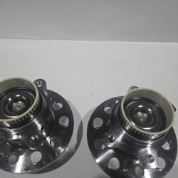 Kia/Hyundai Rear Wheel Hub set w/ABS (5 Lug)