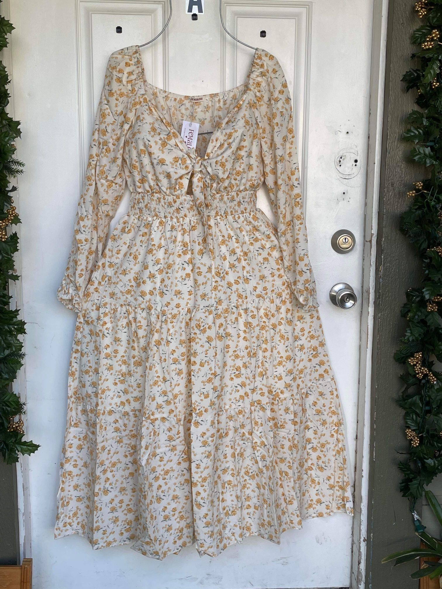 DRESS NEW SIZE LARGE