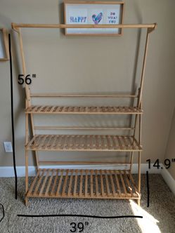 Plant shelf / plant stand