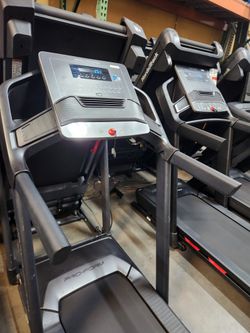 Proform Carbon TL / TLS Treadmill- 10% incline 10mph max speed- $330