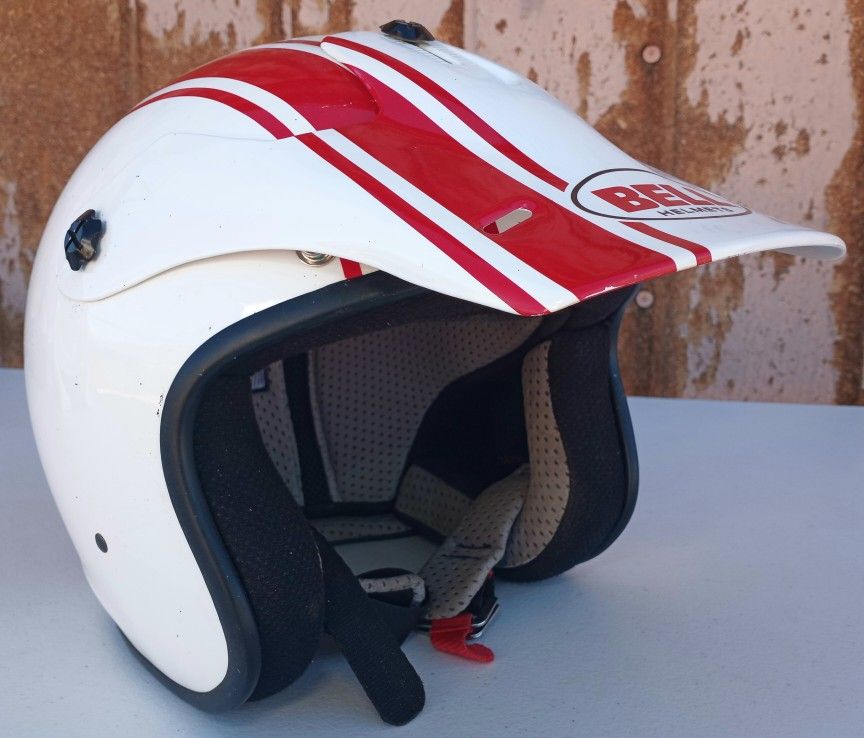 2004 Bell Tracker Off Road Motorcycle Helmet XL White Red Stripe