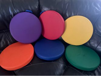 Soft scape floor cushion