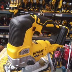 DEWALT 20V XR BRUSHLESS JIG SAW 