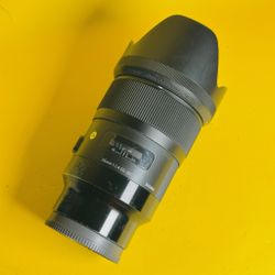 Sigma 35mm f/1.4 DG HSM Art Sony E Full Frame Lens + Hood