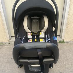 GRACO SNUGRIDE 