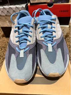 Yeezy boost 700 carbon blue size 10.5
