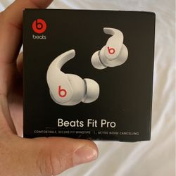 Beats Fit pro