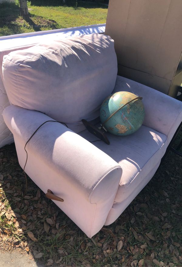 FREE***FREE furniture on curb for Sale in Clermont, FL OfferUp