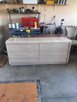 Dresser..6 Drawers..70 by 32..All Drawers Work