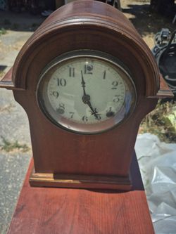 Antique wooden clock $50.00