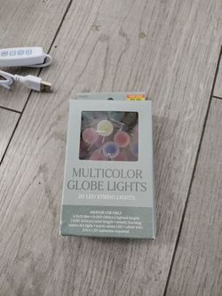 Multicolor globe lights