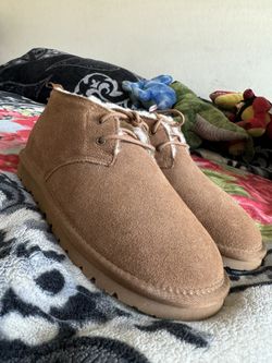 Men’s Bear Paws Size 8