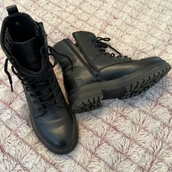 Women’s Combat Boots