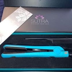 SUTRA Hair Straightener With Magnetic Plates