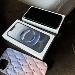 iPhone 13 Boost mobile With Case