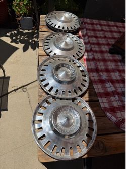 1964 Dodge dart hubcaps